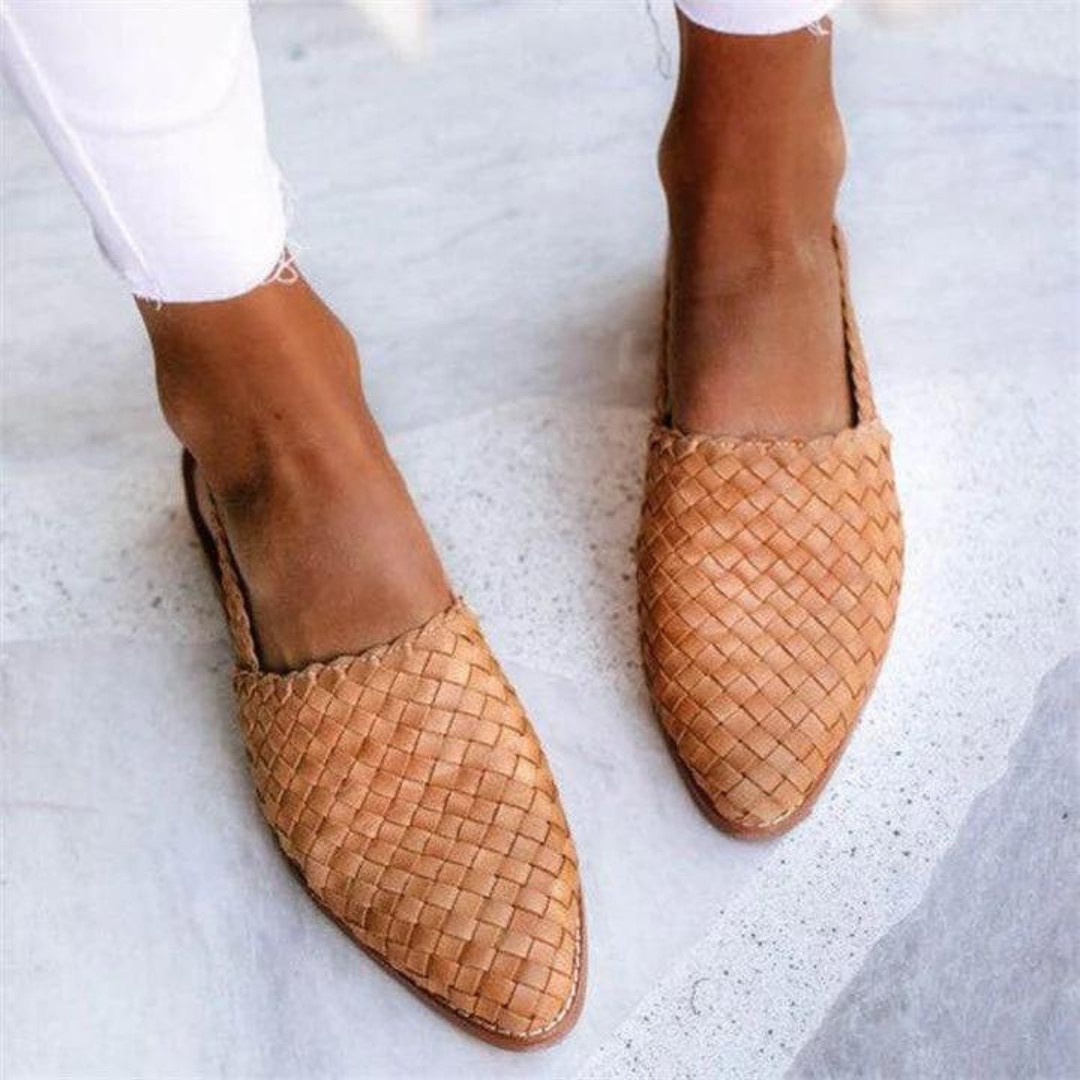 Dazzle Women’s Ballet Flats featuring a stylish woven design, perfect for lightweight comfort and everyday wear. 2