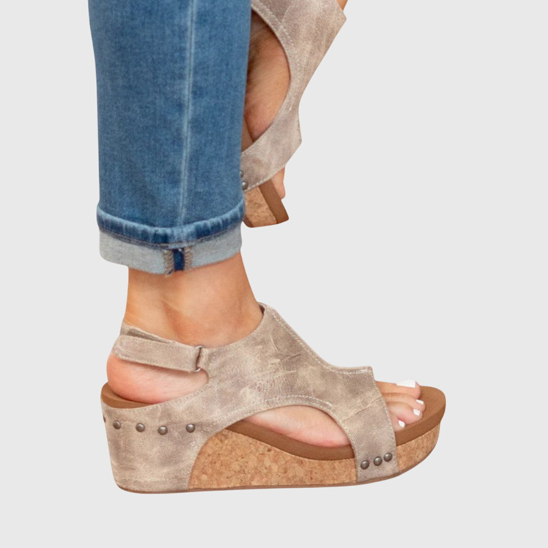 Adela Women’s Sandals featuring an adjustable buckle and a lightweight wedge design, perfect for comfort and style. 3