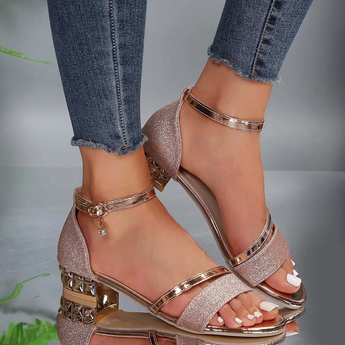 Aero Women’s Sandals featuring an adjustable closure and ergonomic design for optimal comfort and support. 3