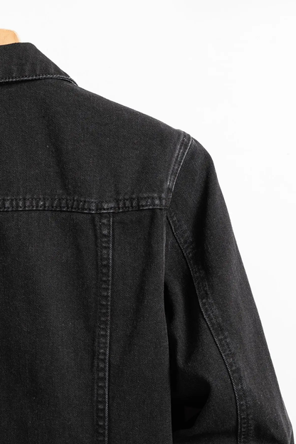 Dapper Men’s Jacket featuring a classic fit and stylish button closure design, perfect for formal and casual occasions. 4