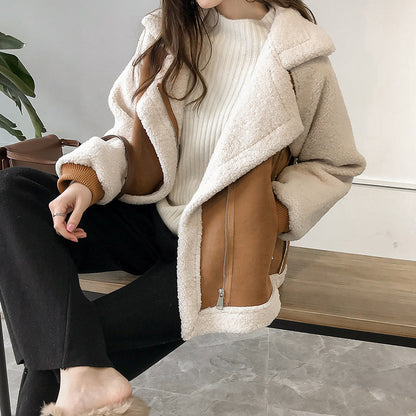 Elowen Women’s Oversized Jacket featuring a stylish collared neck and classic button closure, perfect for casual wear and layering in any season. 2