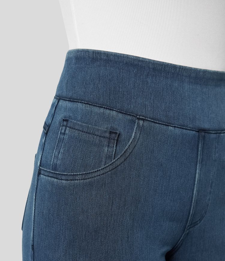 Elysia Women's Elastic Pants featuring a stylish high waist design for comfort and versatility in everyday wear. 3