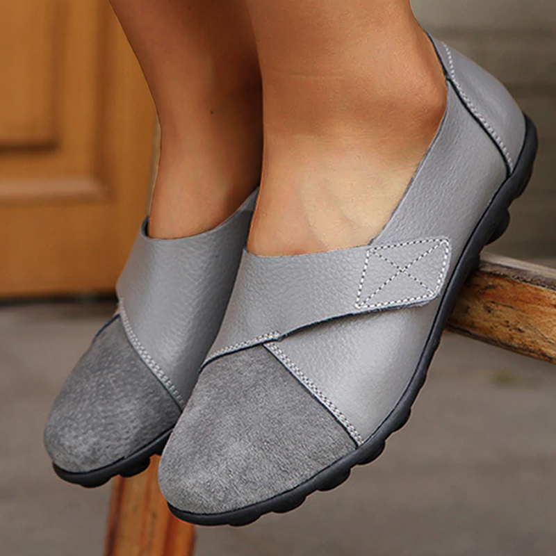 Grace Women’s Loafers featuring a lightweight cushion and convenient slip-on design, perfect for all-day comfort and stylish versatility. 3
