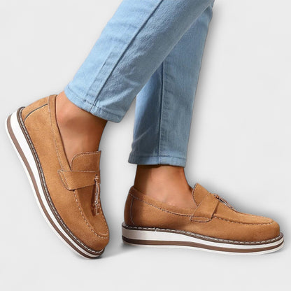 Hanna Women’s Loafers featuring a classic round-toe design and slip-on convenience, perfect for casual and professional settings. 5