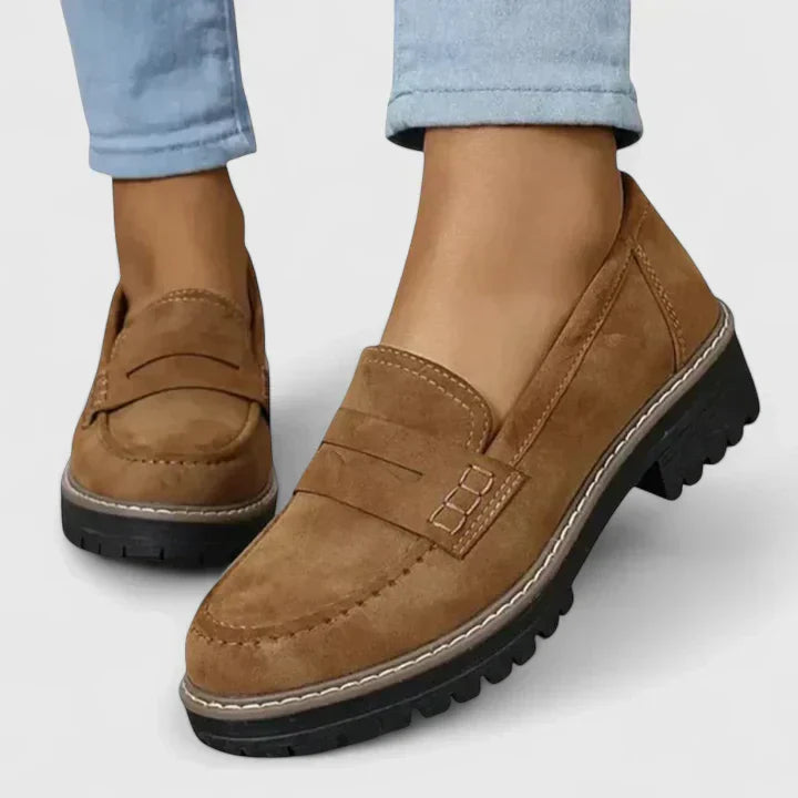Jade women’s loafers featuring ergonomic support and a cushioned footbed for all-day comfort and style. 3
