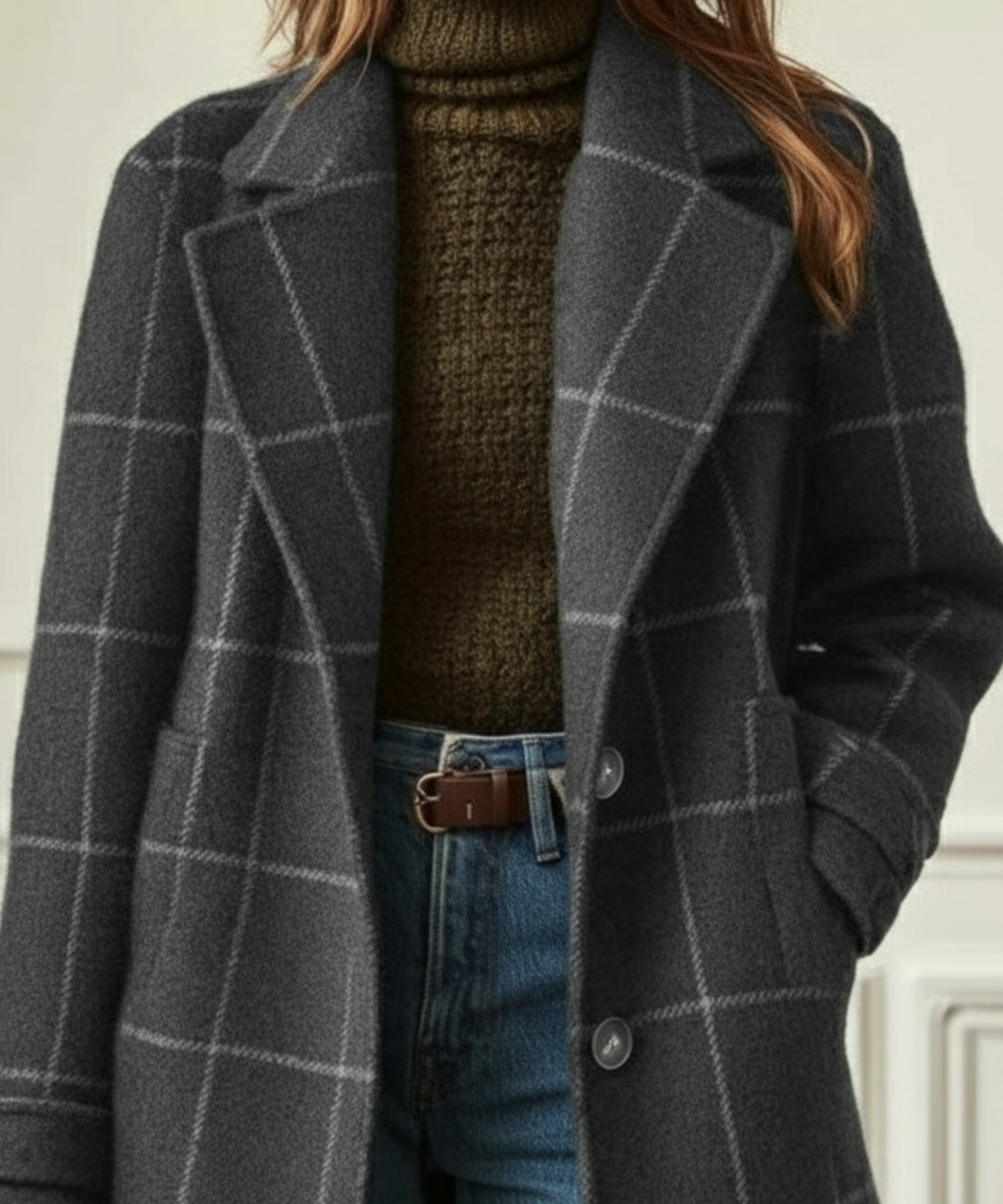 Jade women’s wool coat featuring a stylish check pattern and elegant lapel collar, perfect for adding a chic layer to any outfit. 4