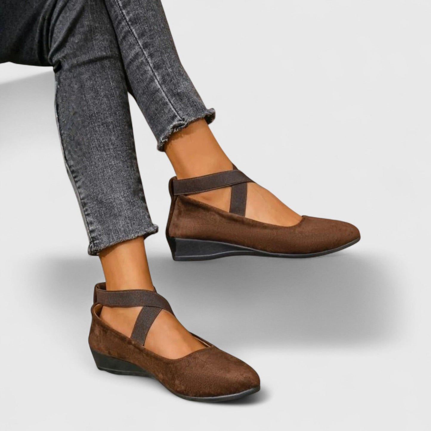 Jynna Women's Slip-On Shoes featuring cushioned comfort for all-day wear, perfect for casual outings and everyday use. 2