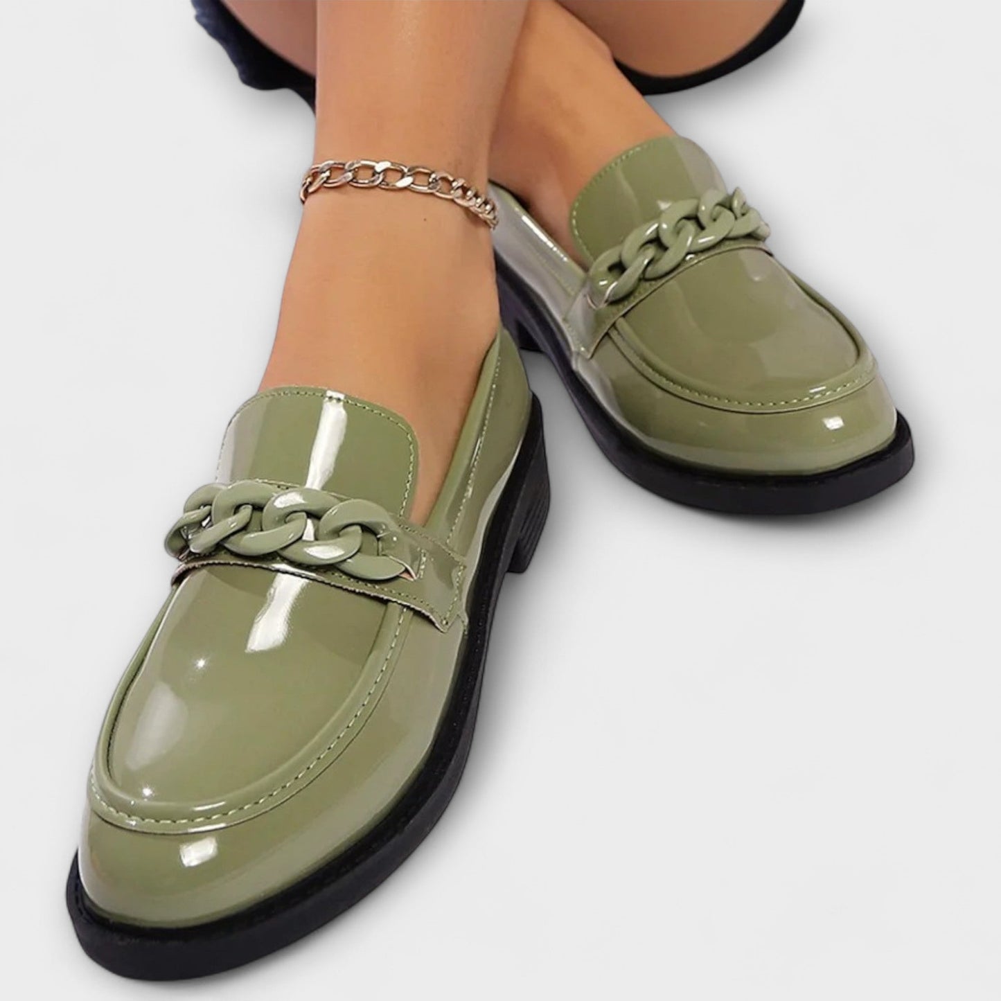 Lorie Women’s Casual Loafers featuring a round-toe design, ideal for everyday wear, with a focus on lightweight comfort and stylish versatility. 7