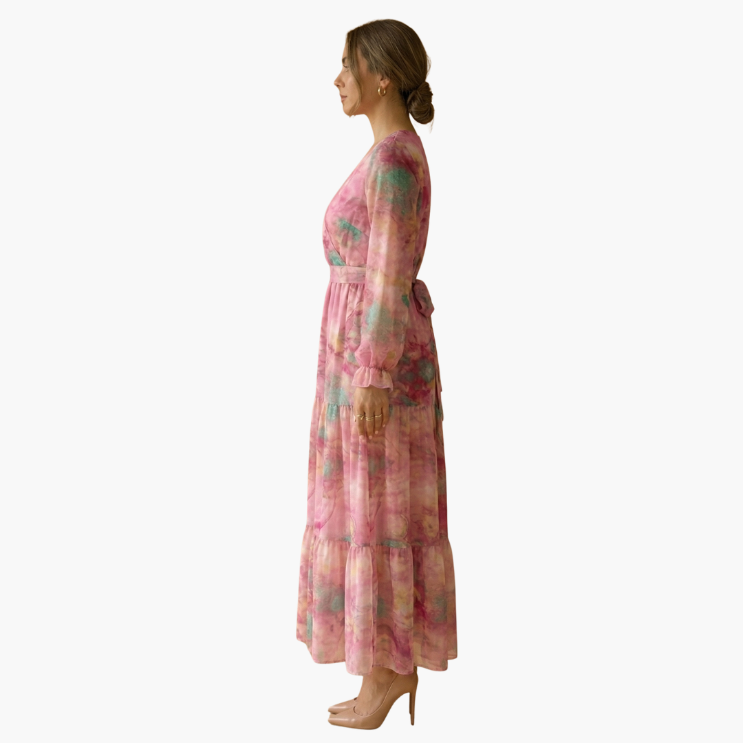 Luna Women’s Maxi Dress featuring long sleeves and a relaxed fit, perfect for summer fashion. 3
