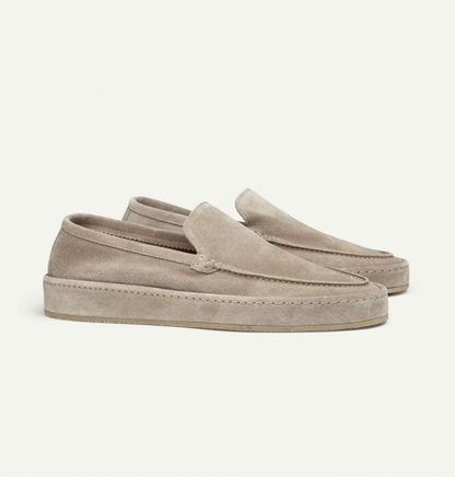 Luxe men's loafers featuring a soft cushioned sole and a stylish slip-on design, perfect for casual and formal occasions. 0