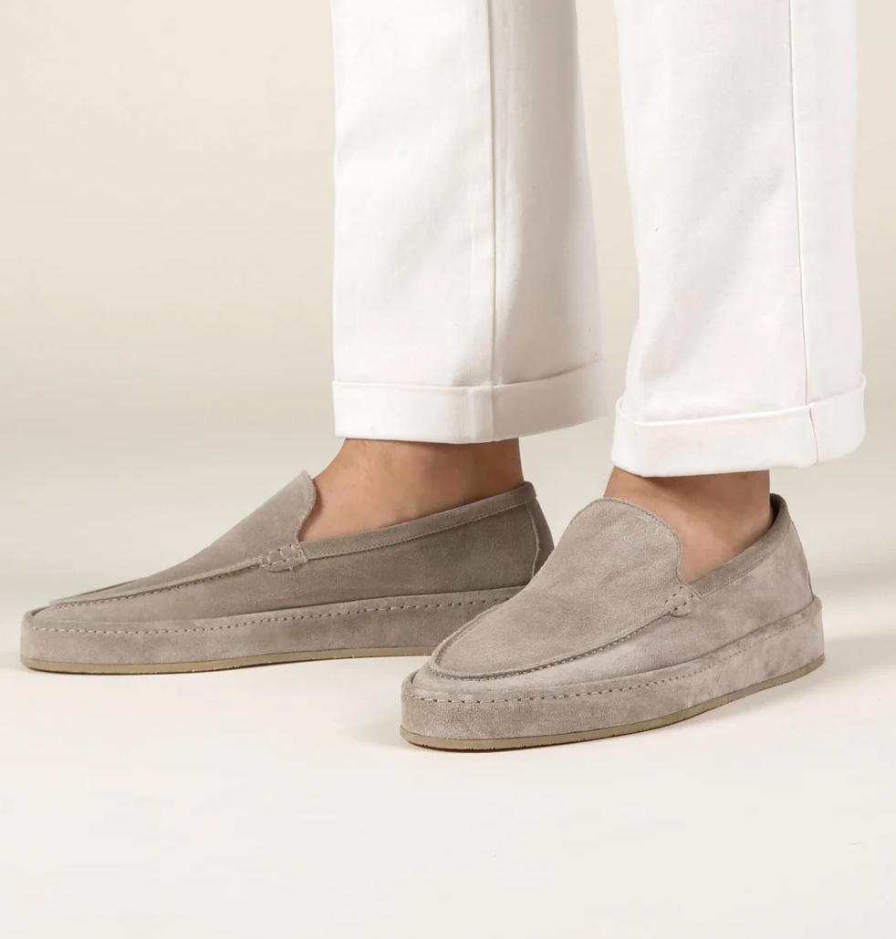 Luxe men's loafers featuring a soft cushioned sole and a stylish slip-on design, perfect for casual and formal occasions. 1