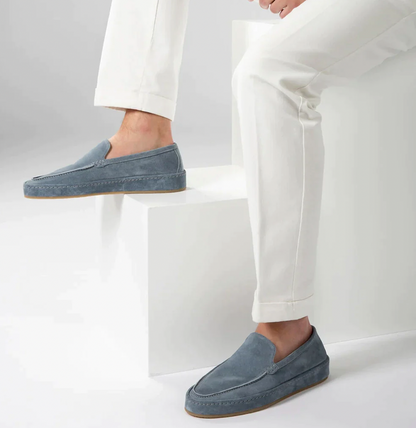 Luxe men's loafers featuring a soft cushioned sole and a stylish slip-on design, perfect for casual and formal occasions. 4