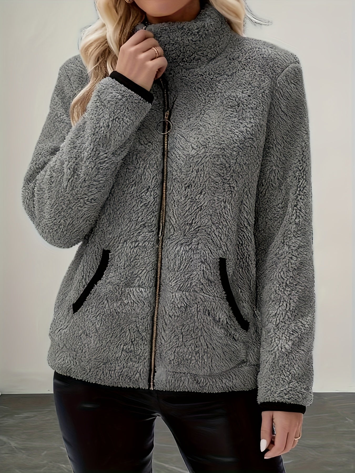 Mabel Women's Zip-Up Jacket featuring soft plush fabric for warm comfort, ideal for casual outings and chilly days. 5