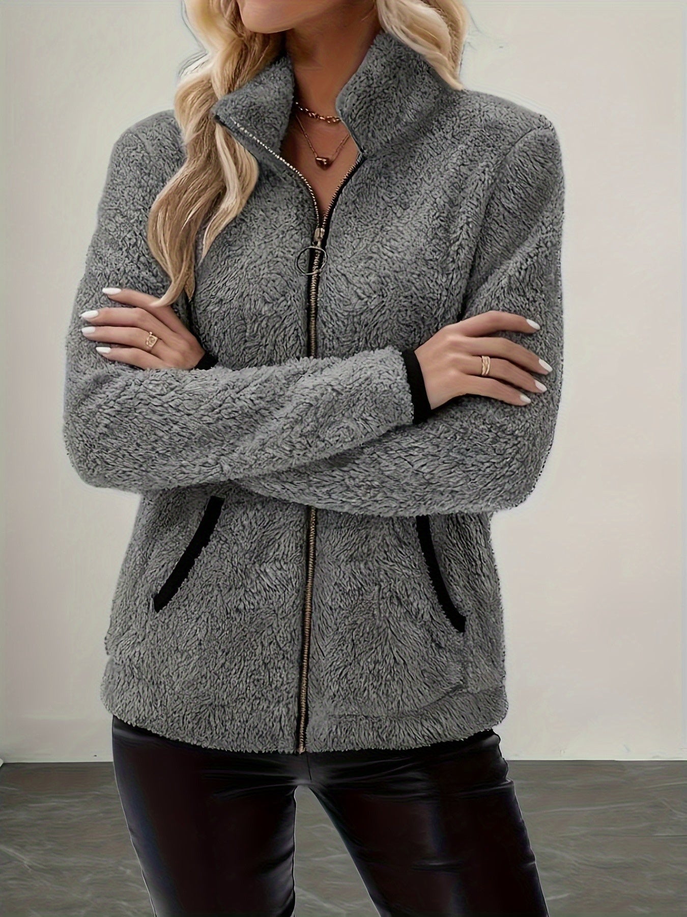 Mabel Women's Zip-Up Jacket featuring soft plush fabric for warm comfort, ideal for casual outings and chilly days. 7