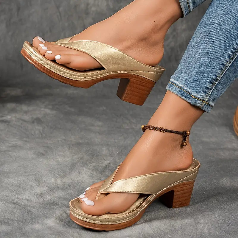 Mellow Women’s Slippers featuring ergonomic heel support and a breathable design for ultimate comfort and style. 3