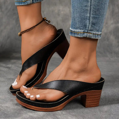 Mellow Women’s Slippers featuring ergonomic heel support and a breathable design for ultimate comfort and style. 9