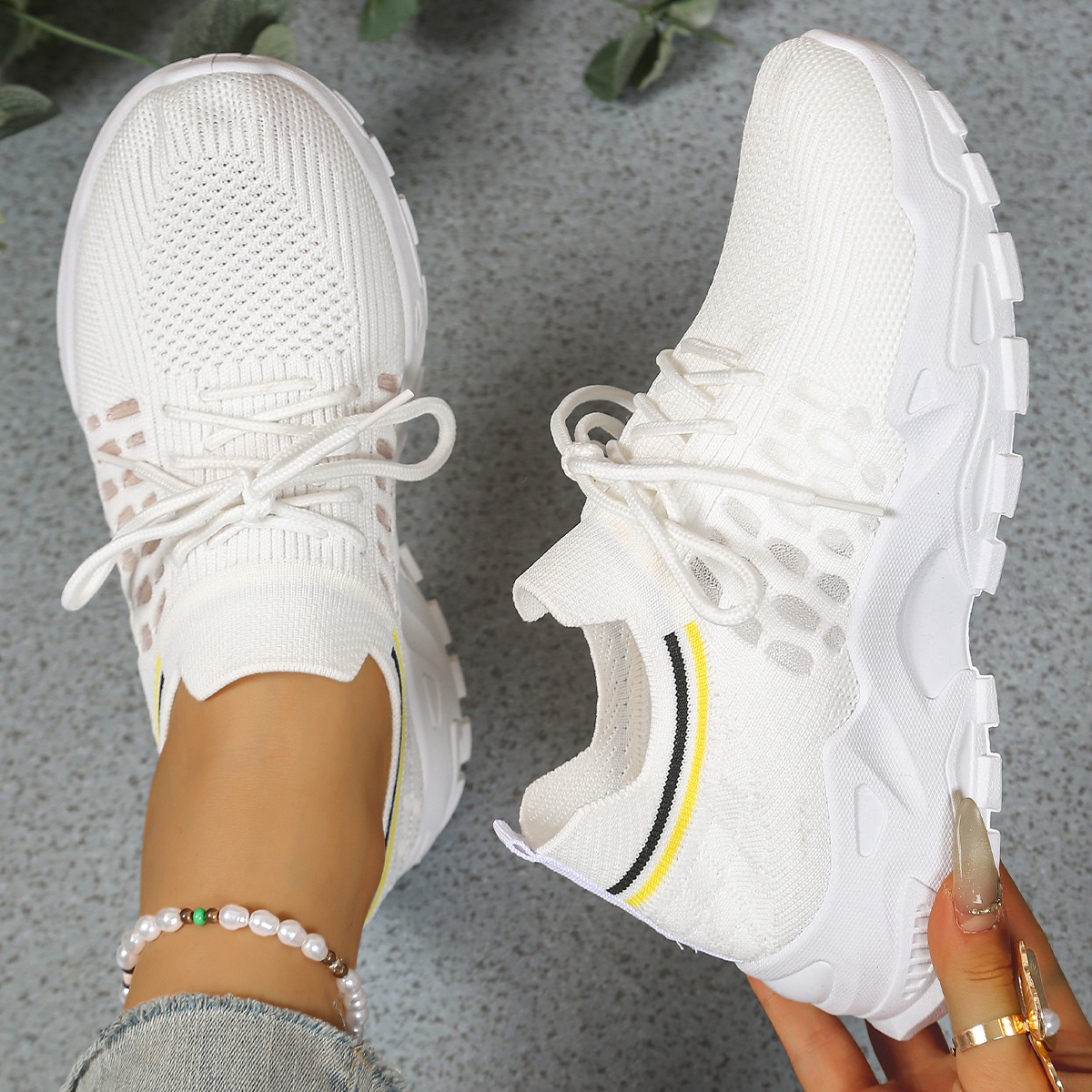 Mica Women’s Sneakers featuring a wide toe box and arch support for enhanced comfort and style. 2
