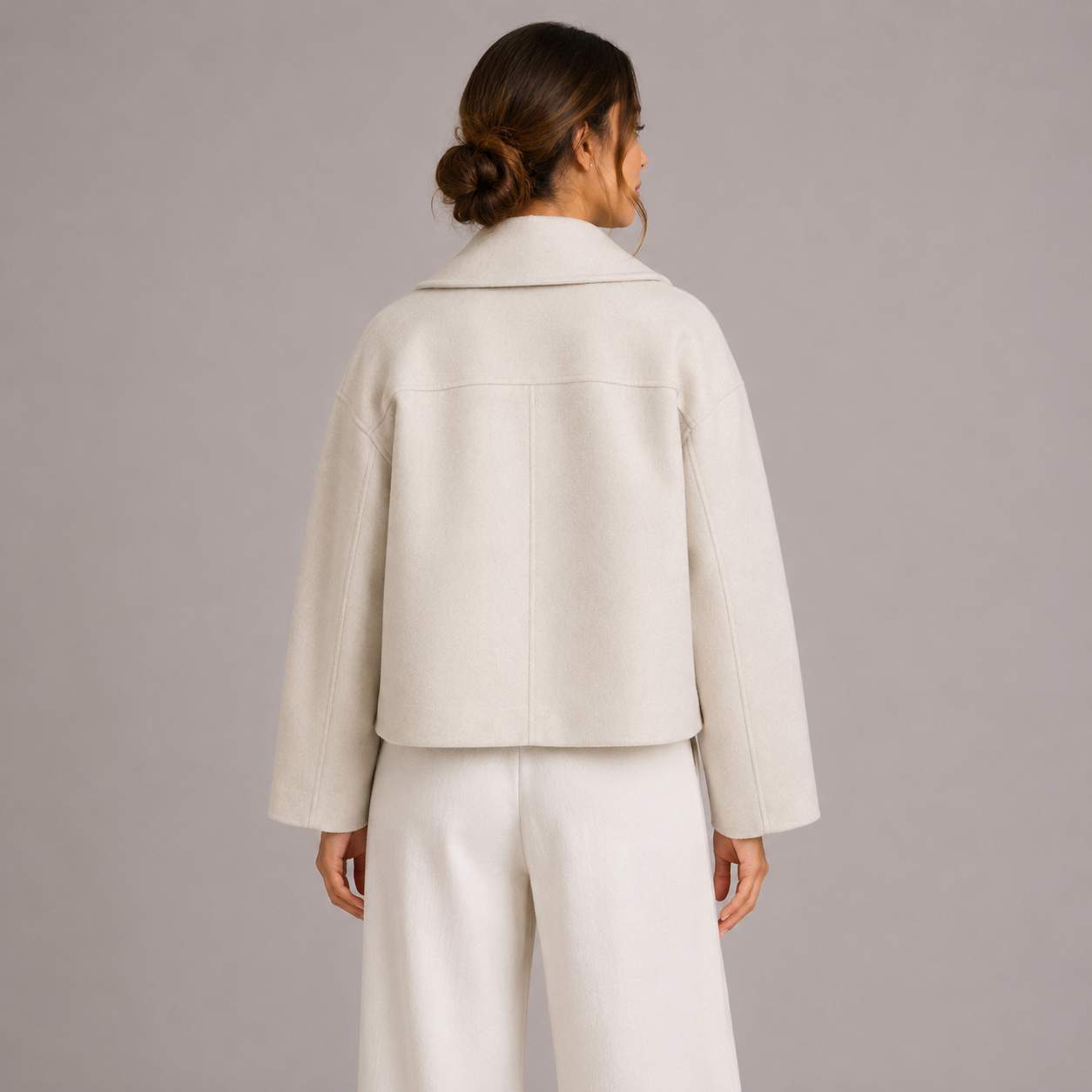 Mira Women's Fitted Jacket featuring a structured tailored cropped design, perfect for a stylish and sophisticated look. 1