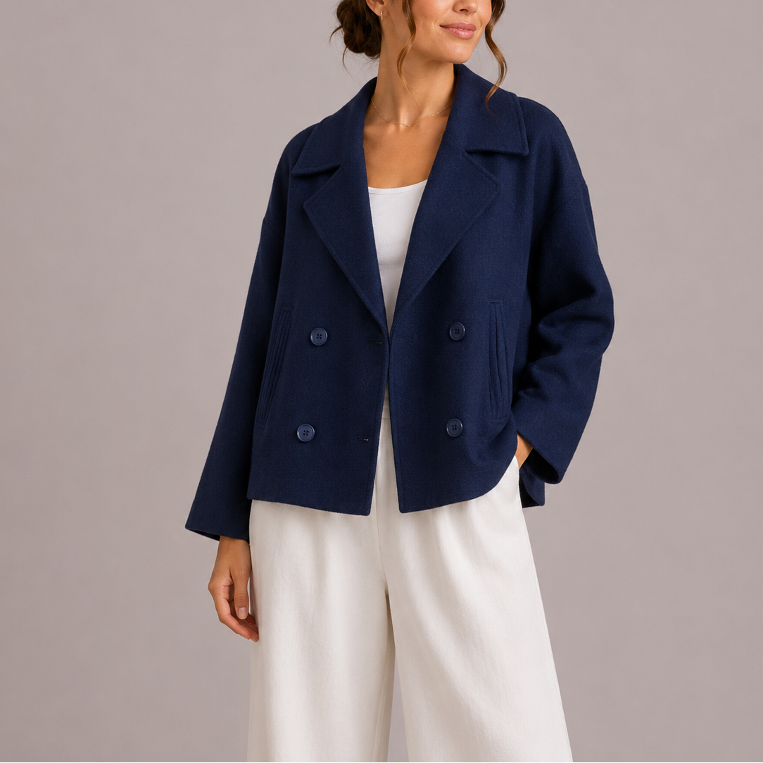 Mira Women's Fitted Jacket featuring a structured tailored cropped design, perfect for a stylish and sophisticated look. 4