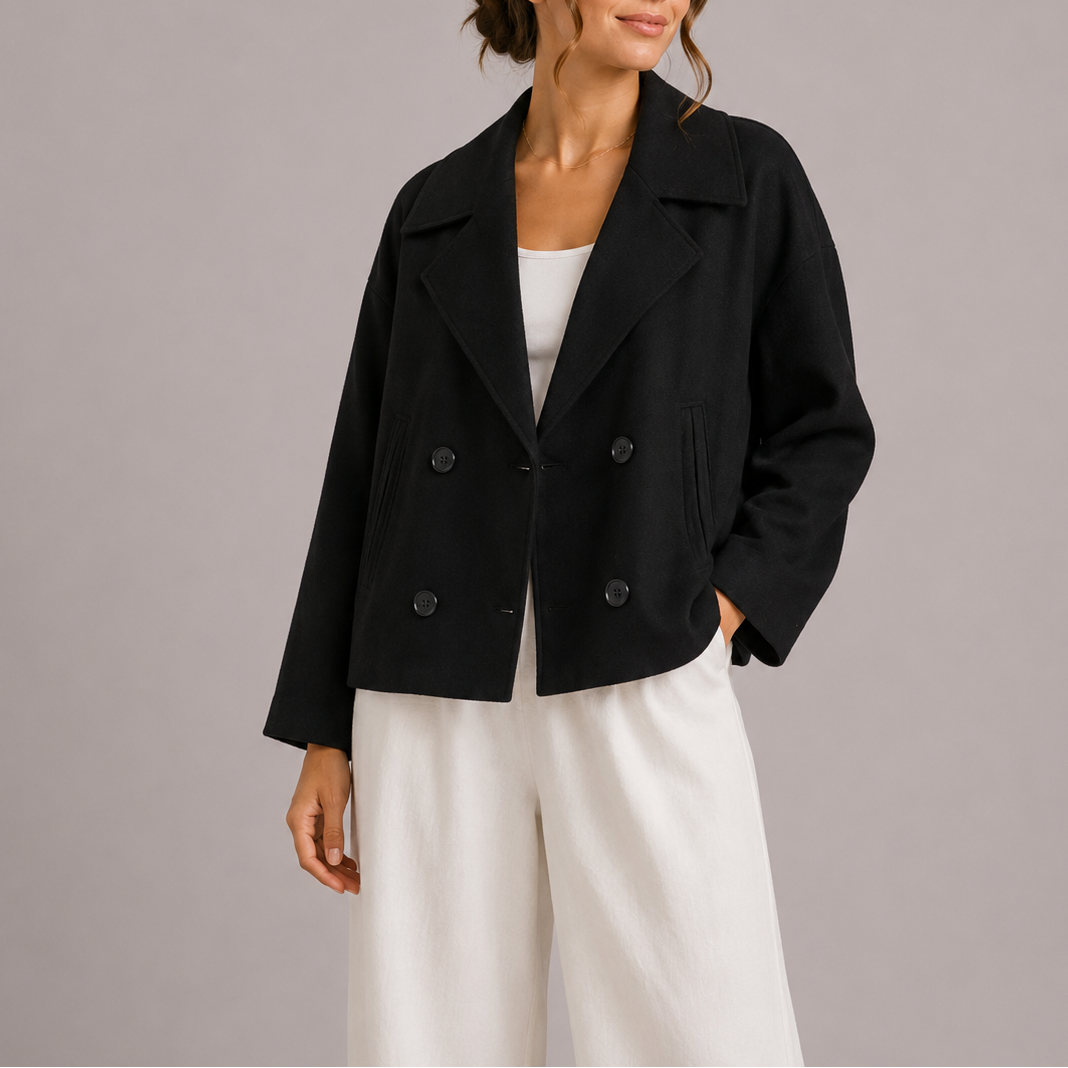 Mira Women's Fitted Jacket featuring a structured tailored cropped design, perfect for a stylish and sophisticated look. 5