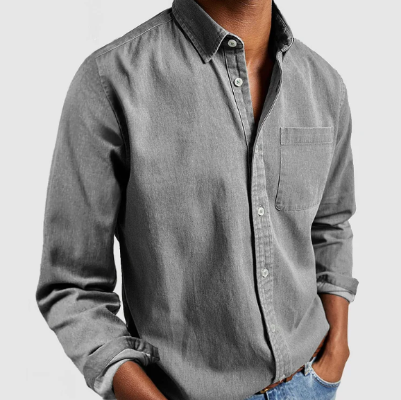 Noble men's dress shirt featuring a classic buttoned collar and elegant vintage design, perfect for formal occasions and stylish ensembles. 6