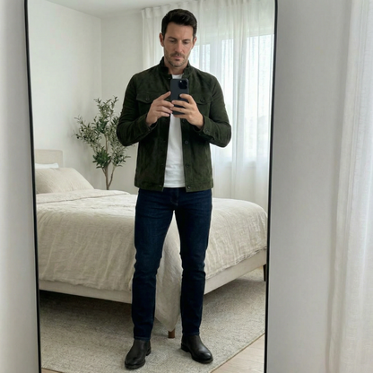 Noble men's jacket featuring a stylish military accent and two functional pockets, perfect for both casual and formal occasions. 6