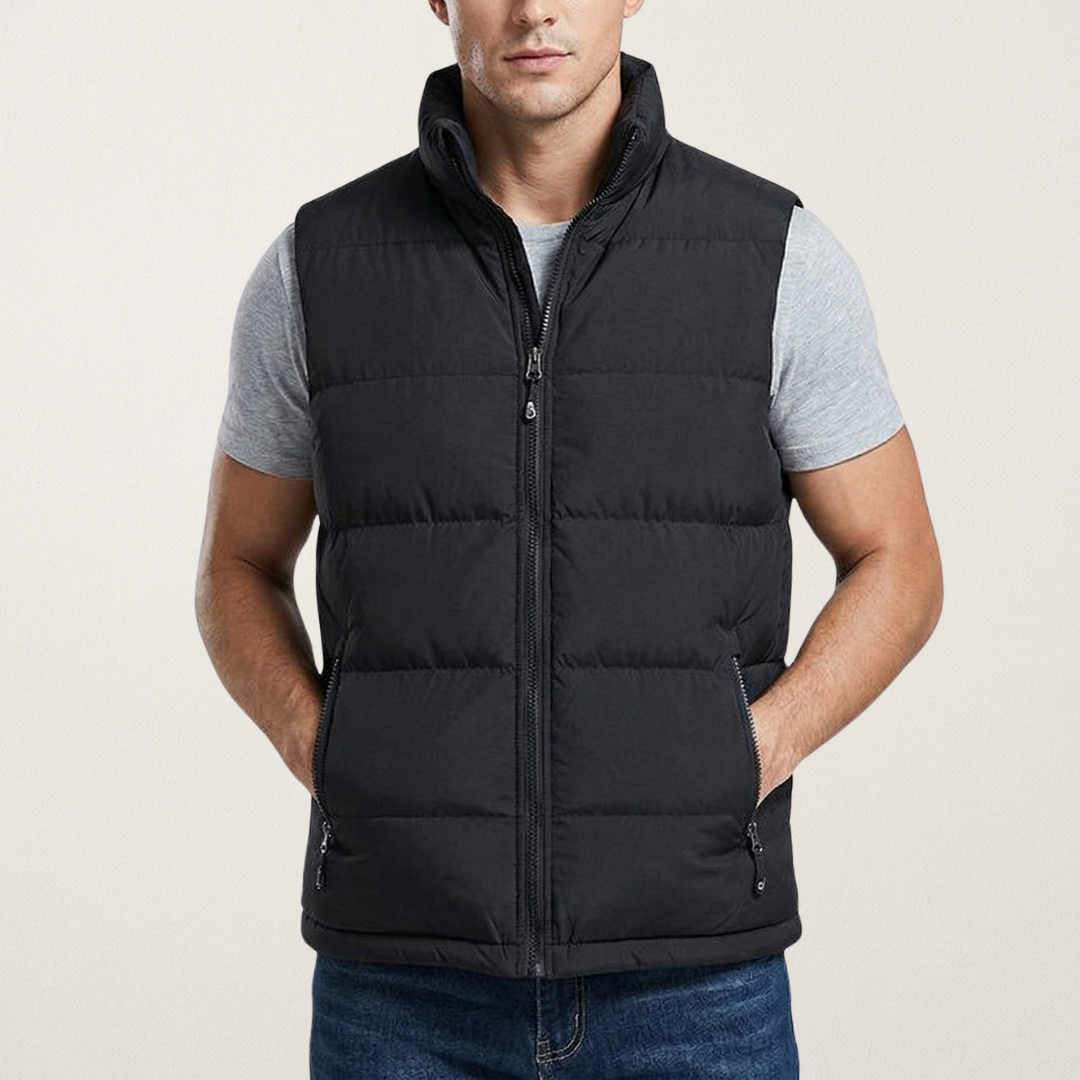 Noble men's vest featuring a modern cut, designed for style and comfort, equipped with practical pockets for everyday convenience. 2