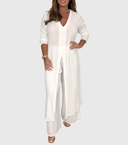 Olive women’s loungewear set featuring wide-leg pants and a long blouse for comfortable and stylish relaxation. 2