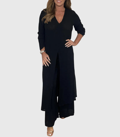 Olive women’s loungewear set featuring wide-leg pants and a long blouse for comfortable and stylish relaxation. 3