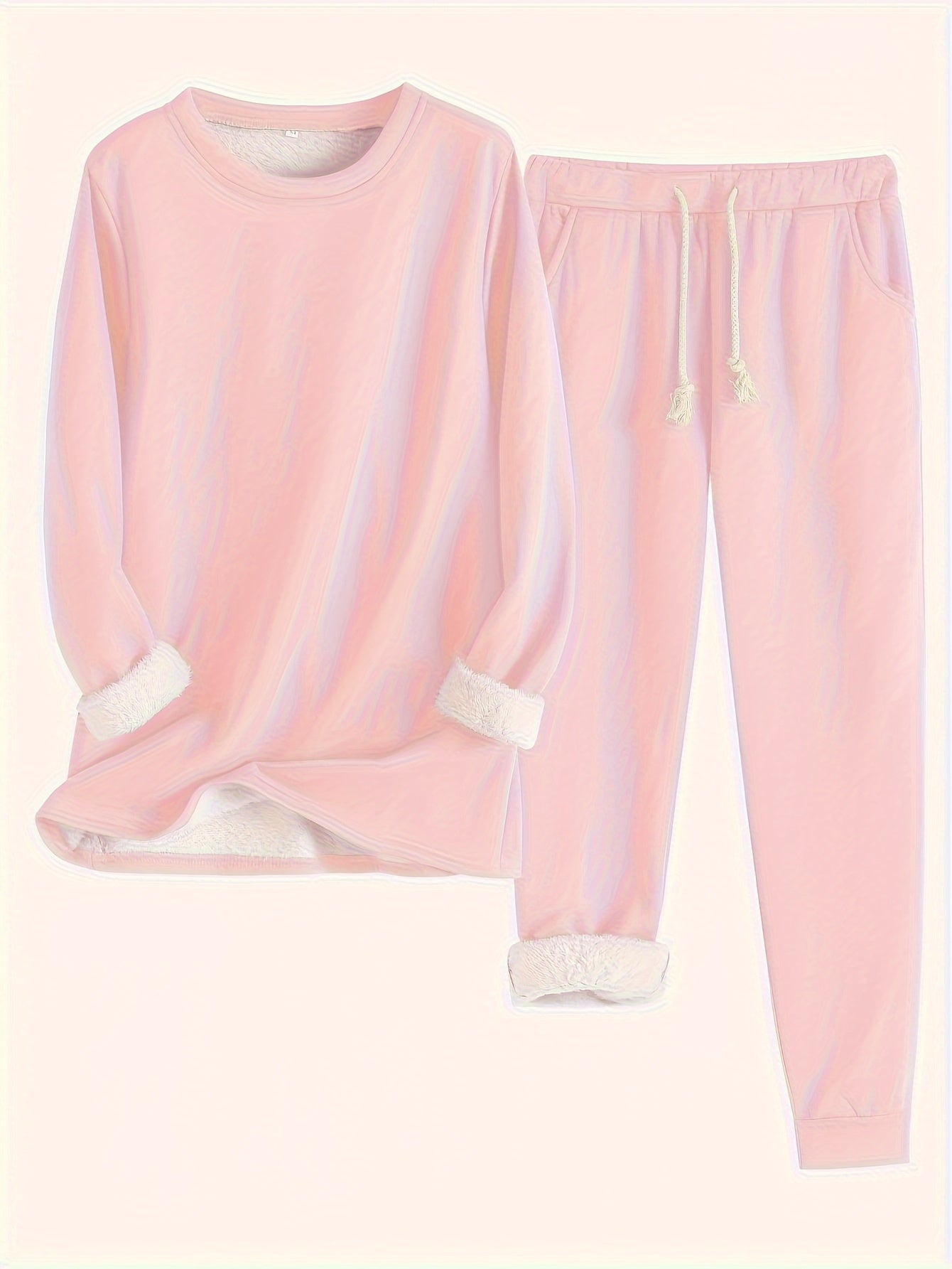 Runa Women’s Lounge Set featuring soft fabric and lightweight design, perfect for comfortable relaxation and casual outings. 4