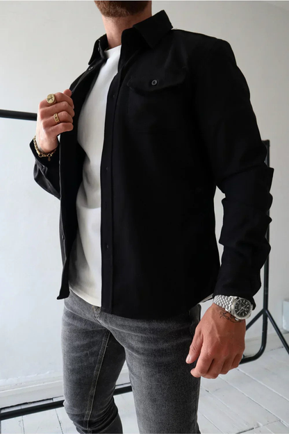 Sleek men's shirt jacket featuring a stylish button-up design and a convenient chest pocket, perfect for casual or semi-formal occasions. 3
