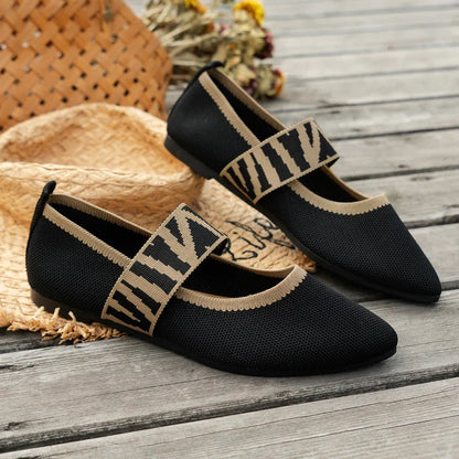 Sleek women’s flat shoes featuring orthopedic support and a lightweight design, perfect for all-day comfort and style. 6