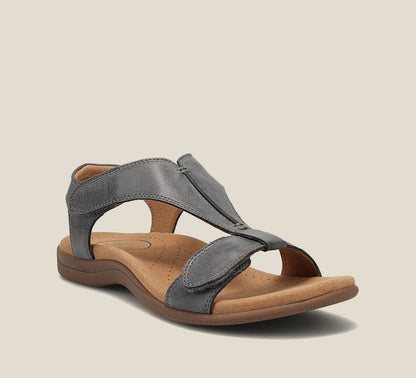 Soleil Women’s Sandals featuring an adjustable backstrap and a contoured footbed for ultimate comfort and support, perfect for summer outings. 3