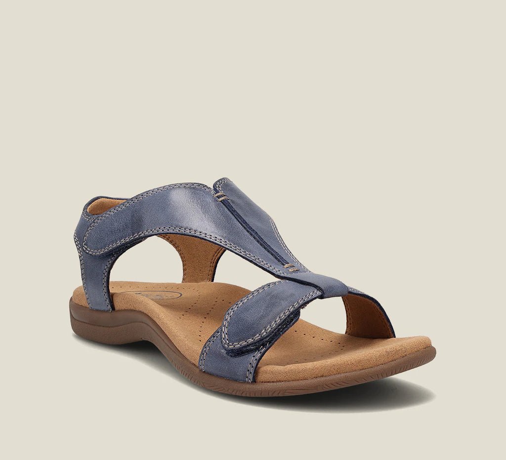 Soleil Women’s Sandals featuring an adjustable backstrap and a contoured footbed for ultimate comfort and support, perfect for summer outings. 5
