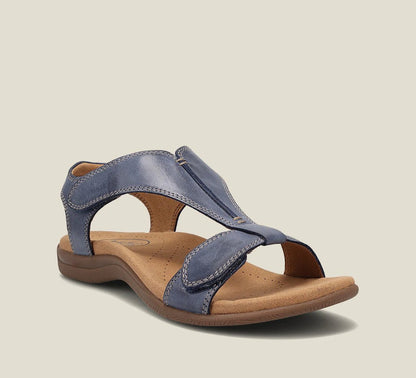 Soleil Women’s Sandals featuring an adjustable backstrap and a contoured footbed for ultimate comfort and support, perfect for summer outings. 5