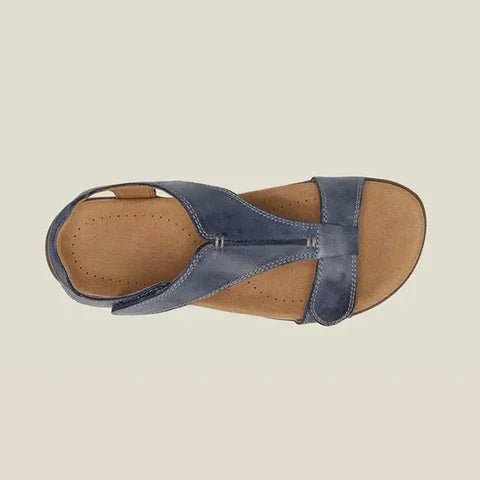 Soleil Women’s Sandals featuring an adjustable backstrap and a contoured footbed for ultimate comfort and support, perfect for summer outings. 6