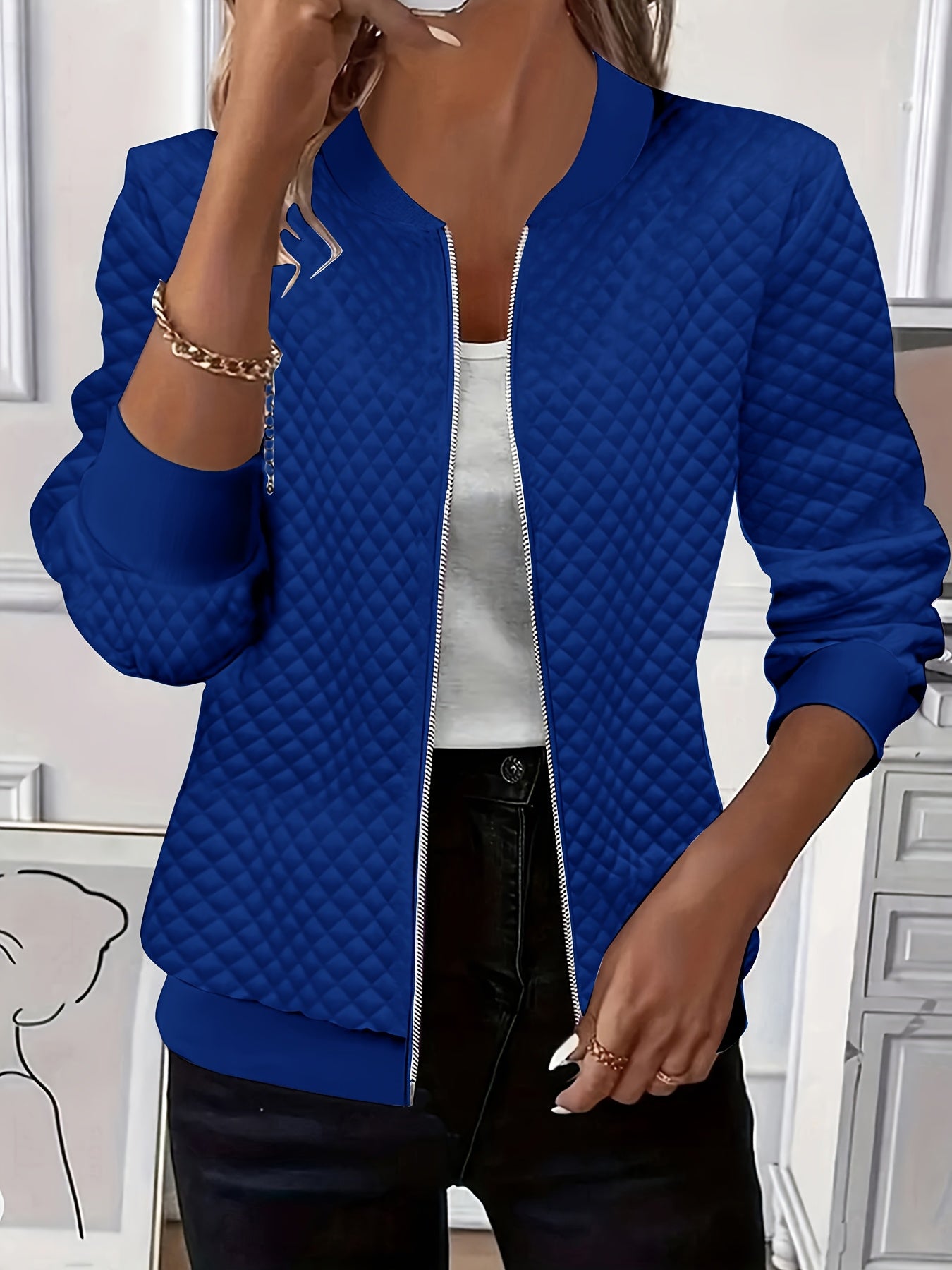 Susannah Women's Quilted Jacket featuring a textured diamond pattern and a relaxed fit, perfect for stylish warmth and comfort. 3