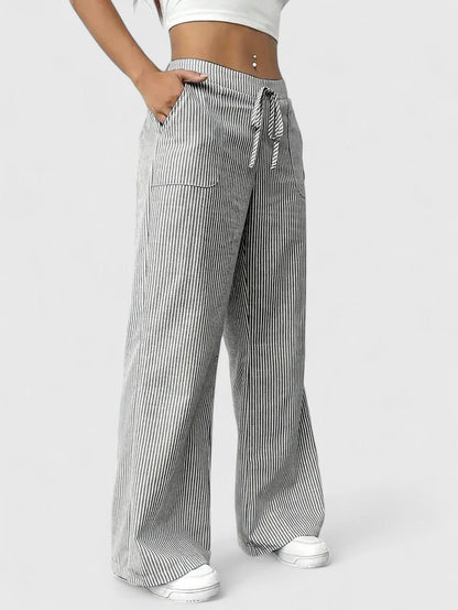 Talia Women’s Trousers featuring an adjustable waist and stylish wide-leg design for comfort and versatility. 8
