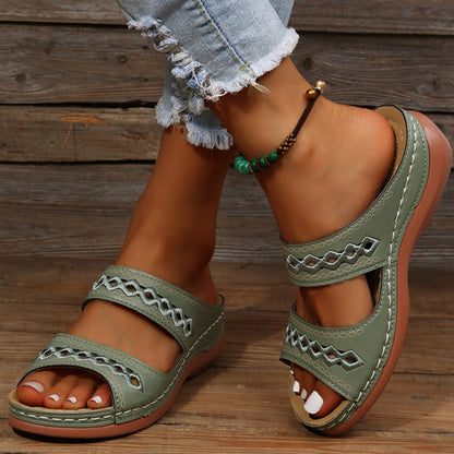 Valora Women’s Orthopedic Sandals featuring triple arch support and posture alignment for ultimate comfort and foot health. 4