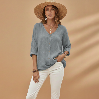 Vivid women’s t-shirt featuring a stylish V-neckline and short sleeves, perfect for casual outfits and everyday wear. 10