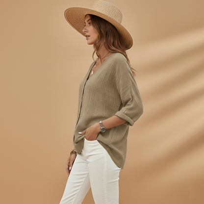 Vivid women’s t-shirt featuring a stylish V-neckline and short sleeves, perfect for casual outfits and everyday wear. 3