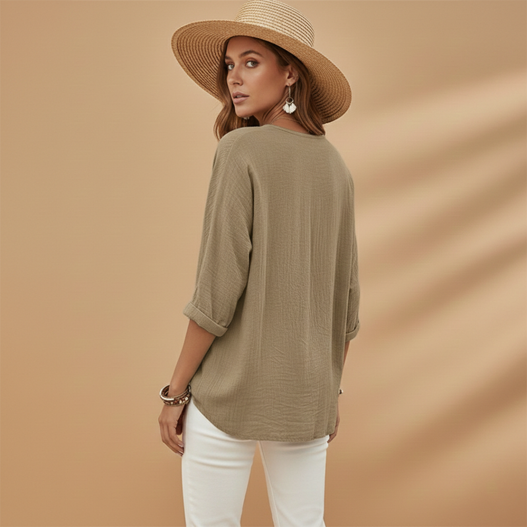 Vivid women’s t-shirt featuring a stylish V-neckline and short sleeves, perfect for casual outfits and everyday wear. 4