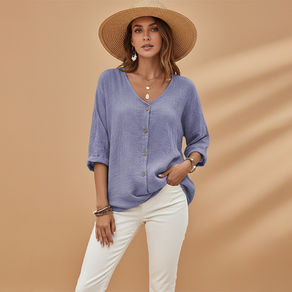 Vivid women’s t-shirt featuring a stylish V-neckline and short sleeves, perfect for casual outfits and everyday wear. 6