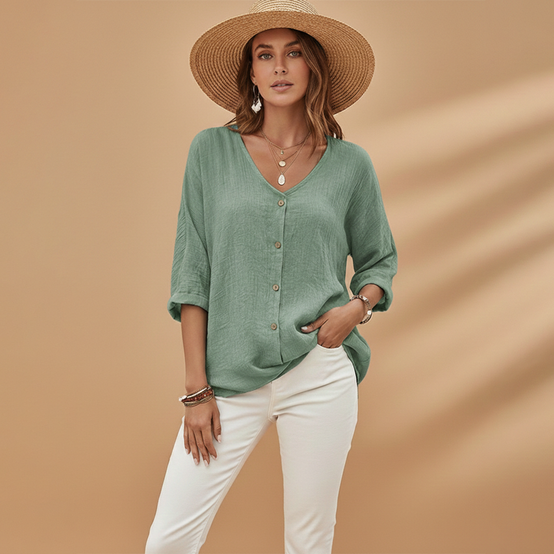 Vivid women’s t-shirt featuring a stylish V-neckline and short sleeves, perfect for casual outfits and everyday wear. 7