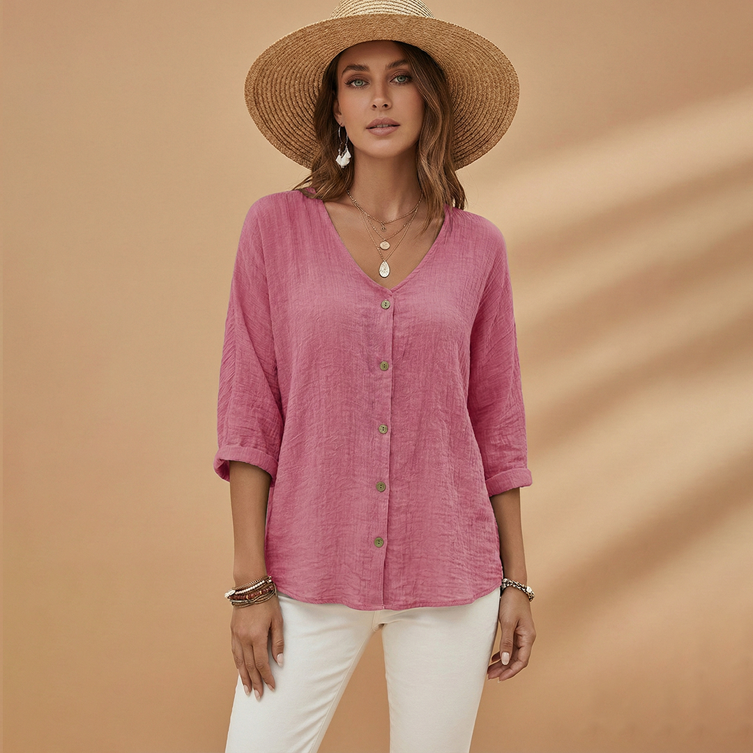 Vivid women’s t-shirt featuring a stylish V-neckline and short sleeves, perfect for casual outfits and everyday wear. 9