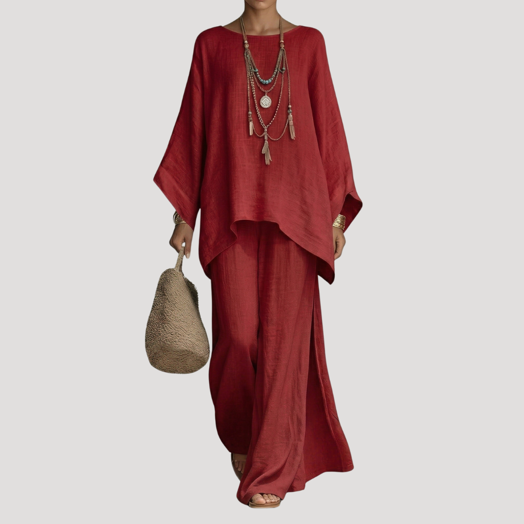 Wavy women’s co-ord set featuring a stylish relaxed cape style top and wide leg trousers, perfect for casual outings and comfortable wear. 8