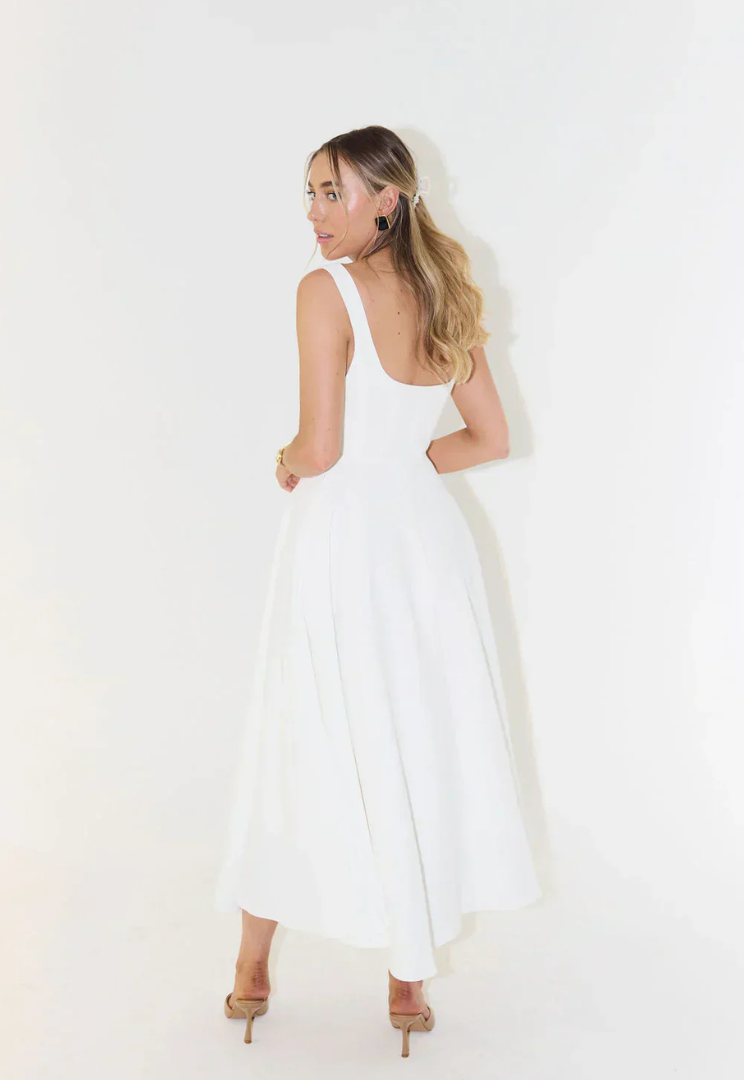 Women’s Maxi Dress Sleeveless Square Neck with Flared Skirt